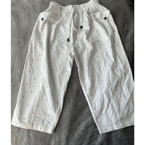 White Diamonds, Womens White Capri Pants, Size XL, Draw String w/ Anchor Accents - Picture 1 of 9